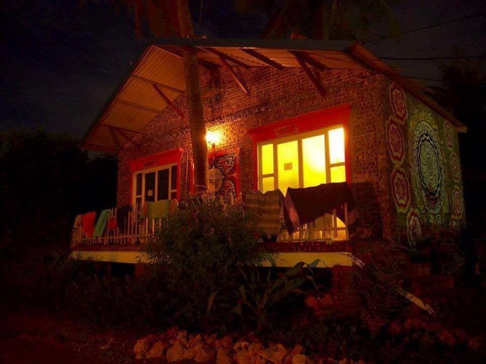 Woodstock Beach Camp Hien Hao Eksteriør billede