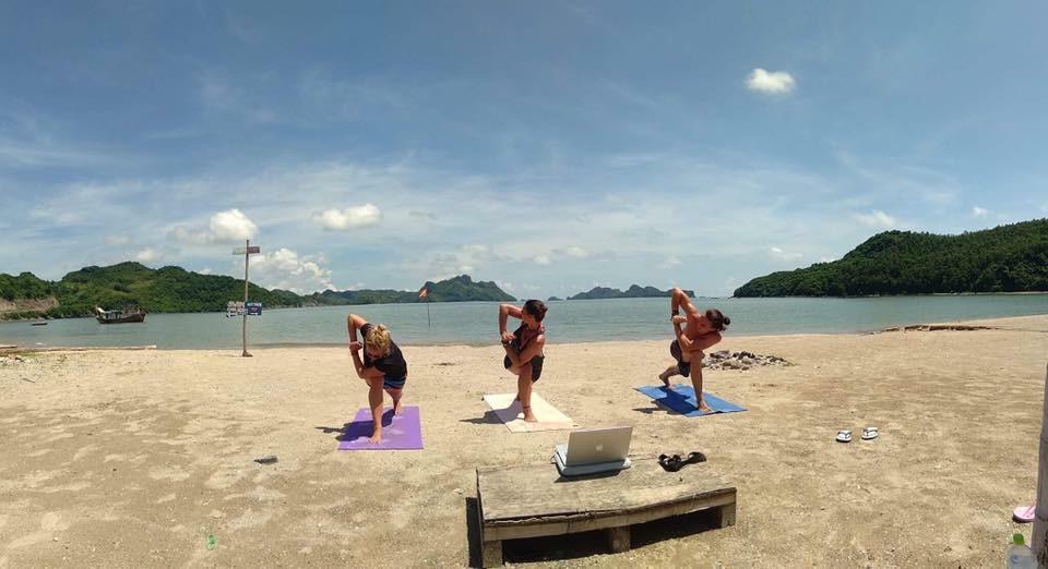 Woodstock Beach Camp Hien Hao Eksteriør billede